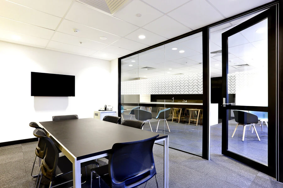 Statisch Raamfolie Chester (45cm) 4 Statisch Raamfolie Chester (45cm) - Afbeelding 4