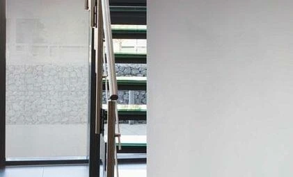 Zonwerend Raamfolie Statisch Lichtgrijs (90cm) 1 Zonwerend Raamfolie Statisch Lichtgrijs (90cm)